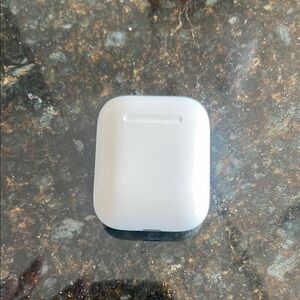 Apple AirPod charging case 1st generation